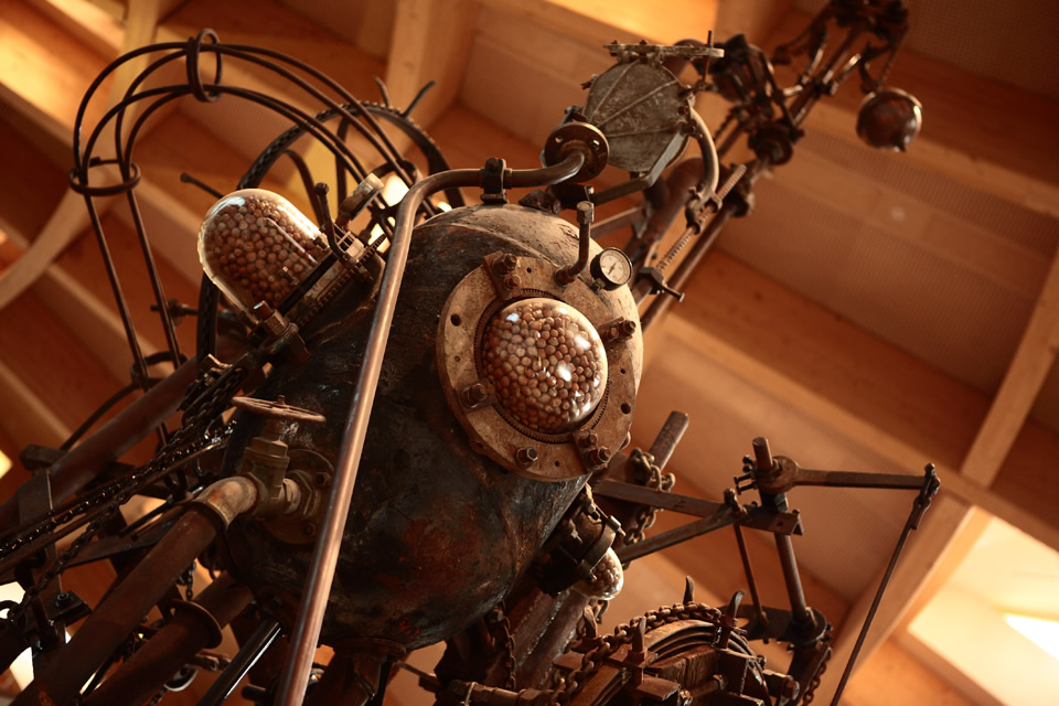 Kinetic sculpture, Eden Project
