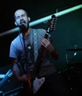 Dave from Porpoise screaming